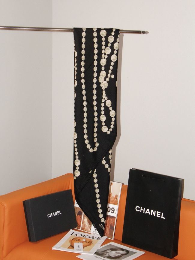 Chanel Wool and Silk Shawl AAC492-2 Chanel Wool and Silk Shawl AAC492-2