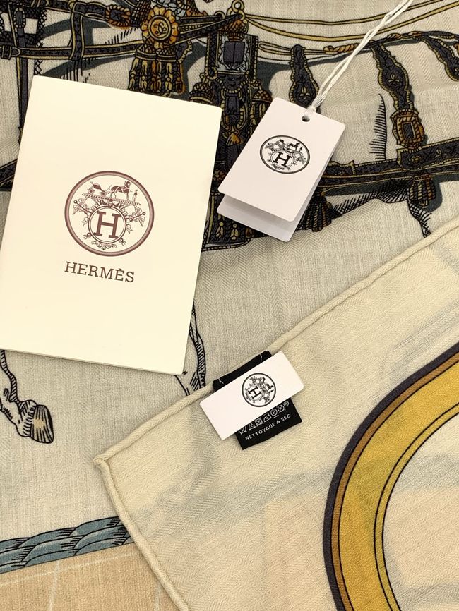 Hermes cashmere Shawl H36121-2 Hermes cashmere Shawl H36121-2