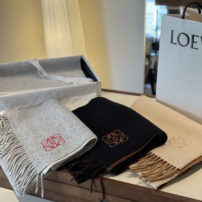 Loewe Cashmere scarf 0020-2 Loewe Cashmere scarf 0020-2