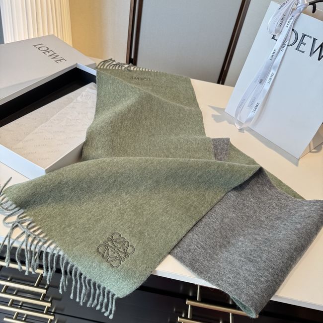 Loewe Cashmere scarf 0020-3 Loewe Cashmere scarf 0020-3