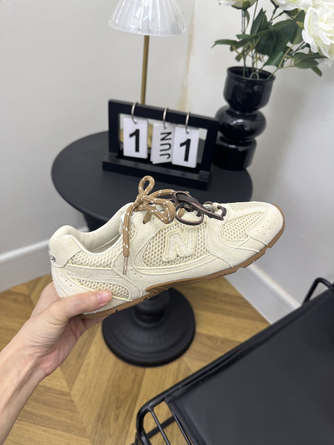 MIUMIU sneakers 95512-3