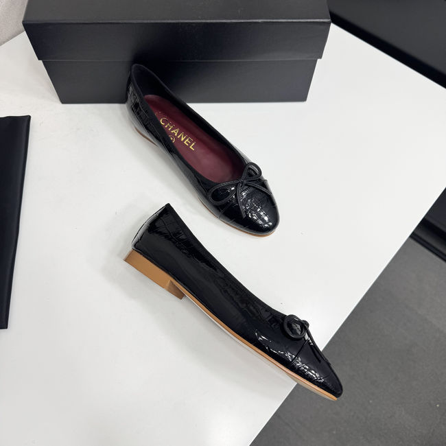 Chanel Ballet flats B26484-5