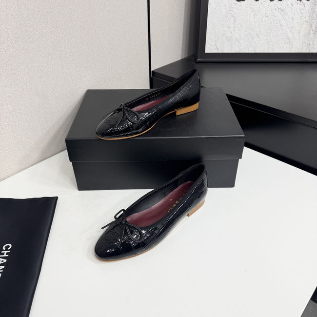 Chanel Ballet flats B26484-5