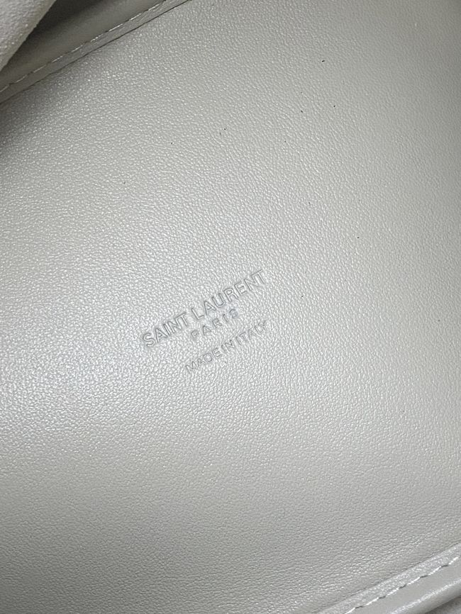 Saint Laurent LE 5 A 7 supple LARGE in grained leather 850545 white