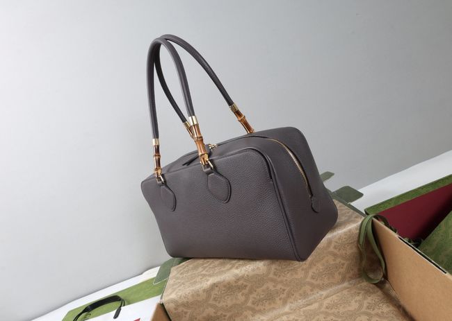 Gucci Large boston bag with bamboo A006OD gray Gucci Large boston bag with bamboo A006OD gray