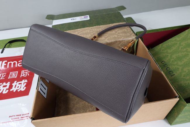 Gucci Large boston bag with bamboo A006OD gray Gucci Large boston bag with bamboo A006OD gray