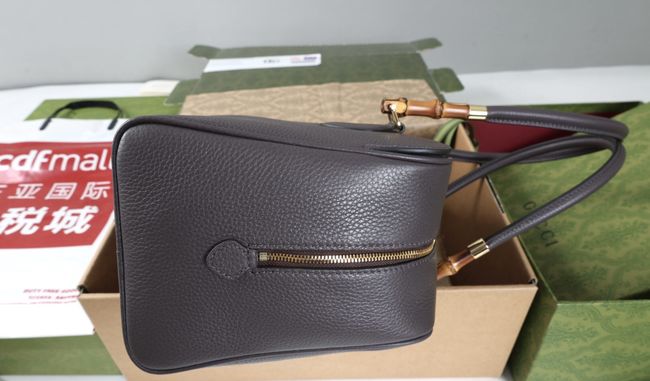 Gucci Large boston bag with bamboo A006OD gray Gucci Large boston bag with bamboo A006OD gray