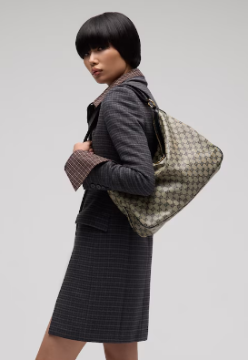 Gucci Starlet large shoulder bag A00CI2 black Gucci Starlet large shoulder bag A00CI2 black