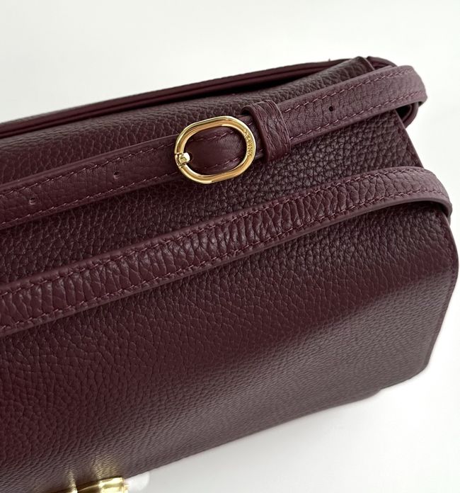 Chanel Maxi Flap bag AS6482 Burgundy Chanel Maxi Flap bag AS6482 Burgundy
