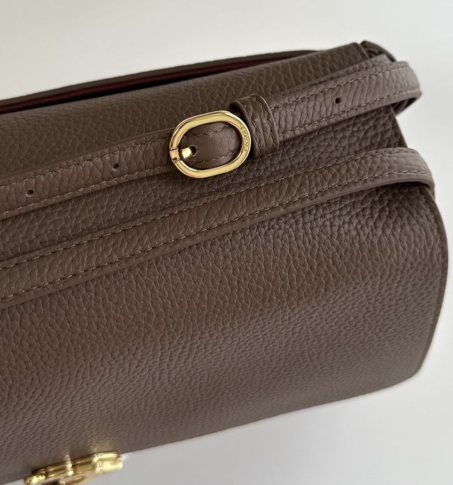 Chanel Maxi Flap bag AS6482 brown Chanel Maxi Flap bag AS6482 brown
