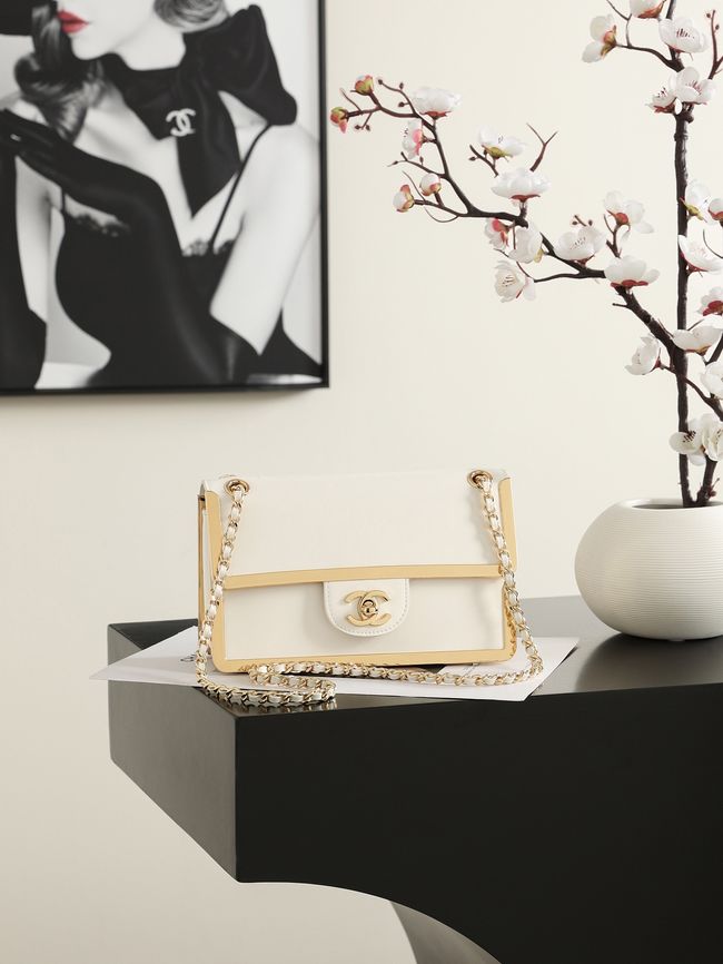 Chanel Mini Flap Bag AS6533 white Chanel Mini Flap Bag AS6533 white