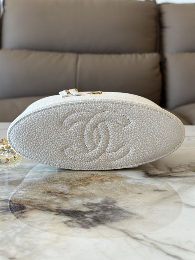 Chanel Vanity with Chain AP5574 white Chanel Vanity with Chain AP5574 white