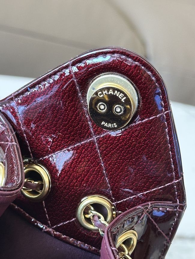 CHANEL 25 Mini Handbag patent leather AS5631 Burgundy