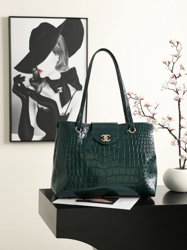 Chanel Shopping Bag Crocodile Embossed AS6242 dark green