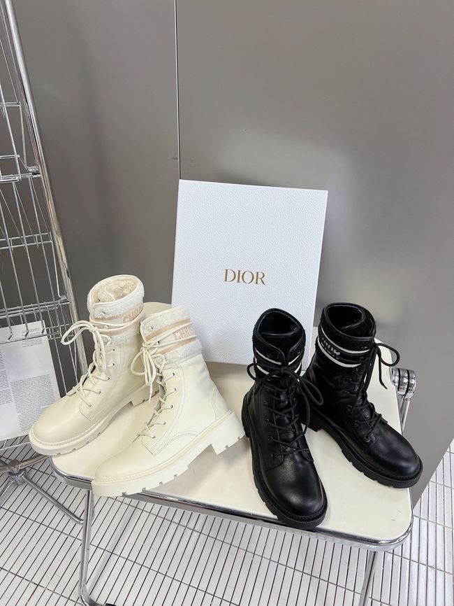 Dior Bolt Ankle Boot Calfskin KCT37-4